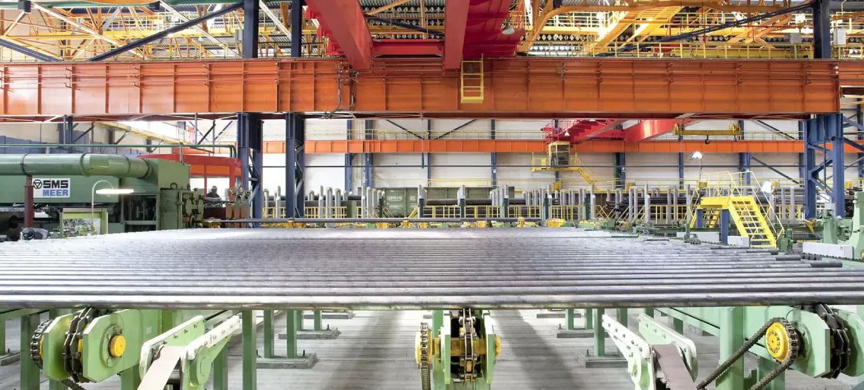 Stainless steel manufacturing machinery and production facility